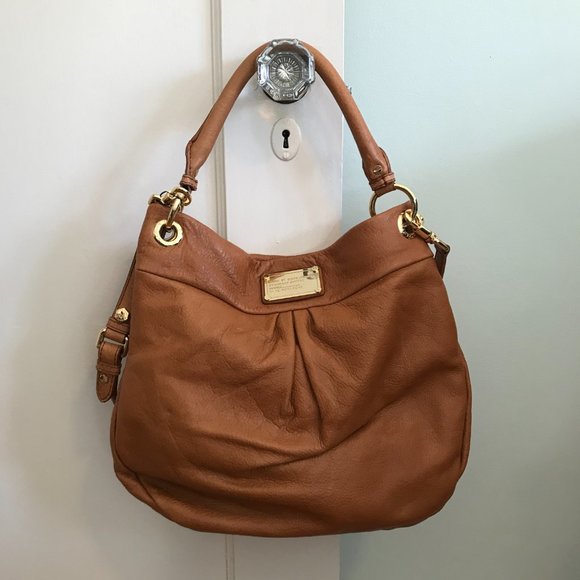 Marc by Marc Jacobs | Classic Q Hillier Hobo - Picture 2 of 16